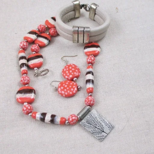 men's leather necklace -Melon Kazuri Necklace Earring and Regaliz Leather Bracelet Jewelry Set