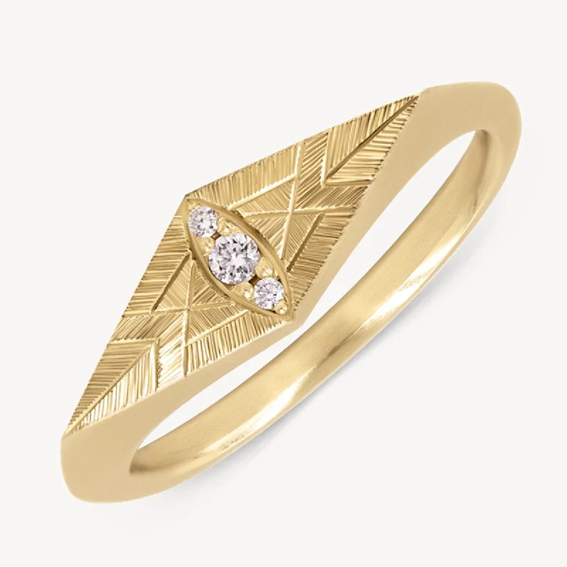 luxury wedding bands with unique designs -Eye of Ailuros Ring