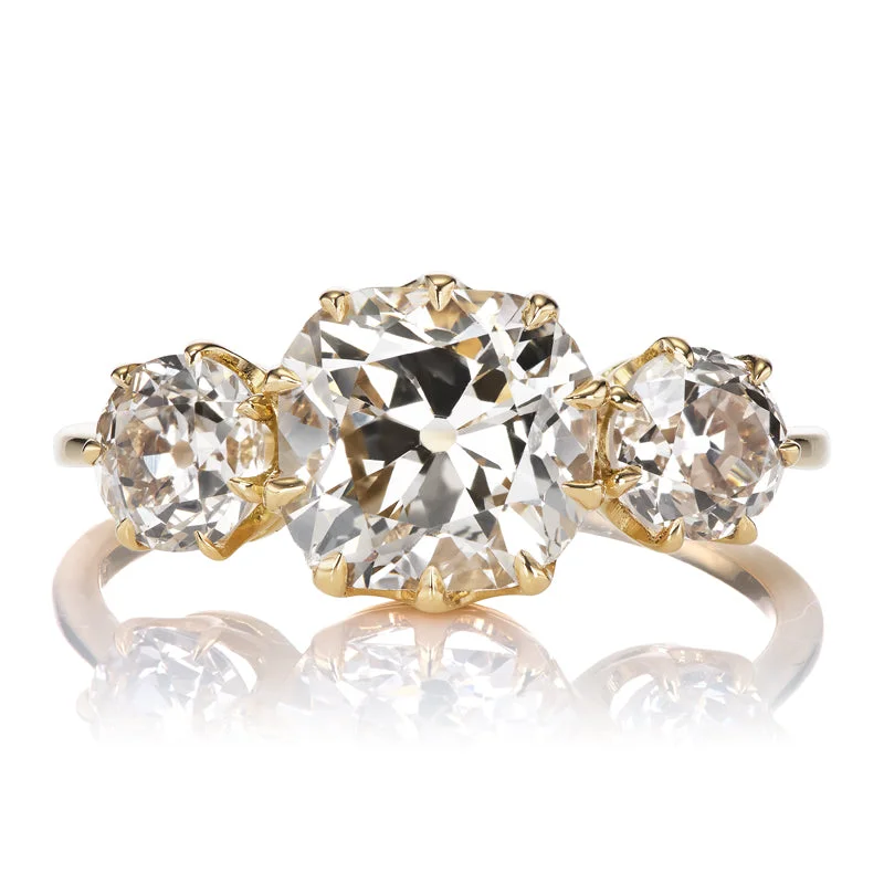 rings with diamonds for everyday wear -Marielle 2.02 Champagne