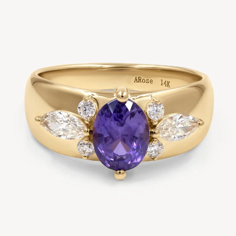 engagement rings with alternative gemstones -Treasure Chest Band