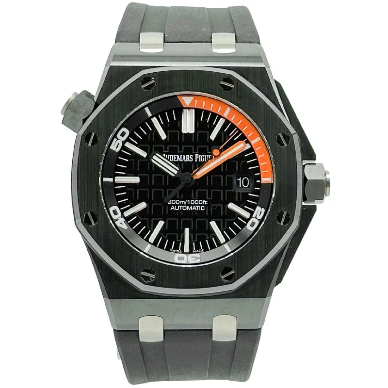 wristwatches for men with tactical design -Audemars Piguet Royal Oak Offshore Diver Keramik 15707CE.OO.A002CA.01 - 2015